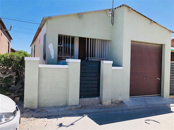 3 Bedroom Property for Sale in Kuyasa Northern Cape